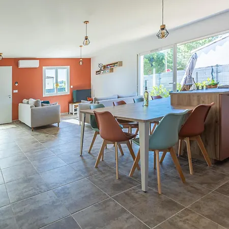ღ L'orb Enchante - Piscine Chauffee, Clim, Netflix Nyaraló