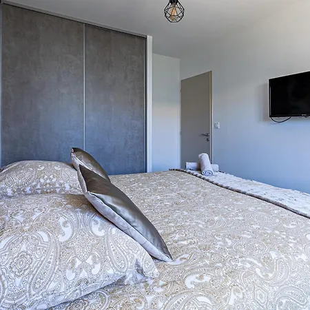 ღ L'orb Enchanté - Piscine Chauffée, Clim, Netflix Casa vacanze