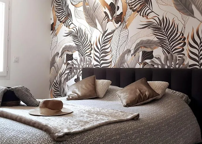 Nyaraló ღ L'orb Enchante - Piscine Chauffee, Clim, Netflix