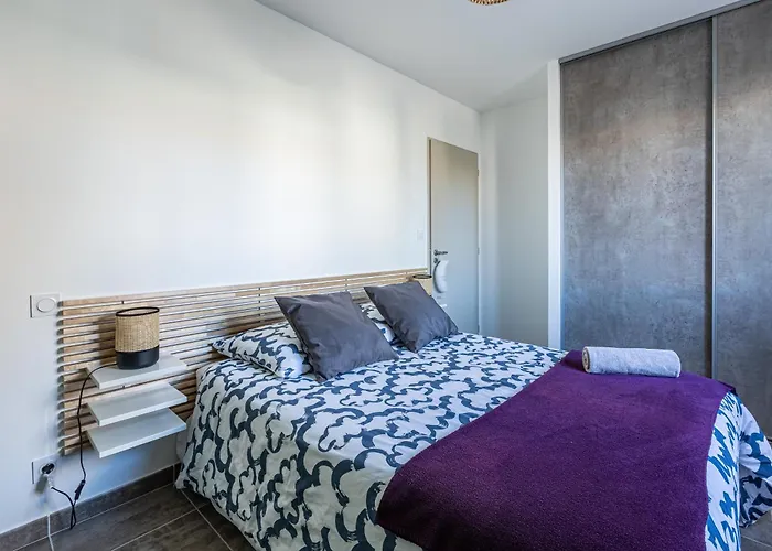 Nyaraló ღ L'orb Enchante - Piscine Chauffee, Clim, Netflix