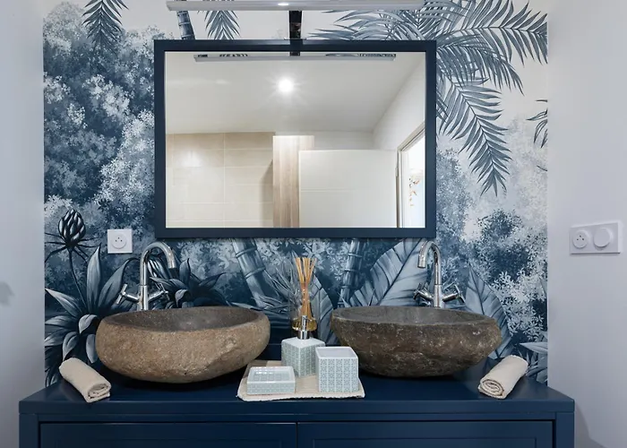 ღ L'orb Enchante - Piscine Chauffee, Clim, Netflix